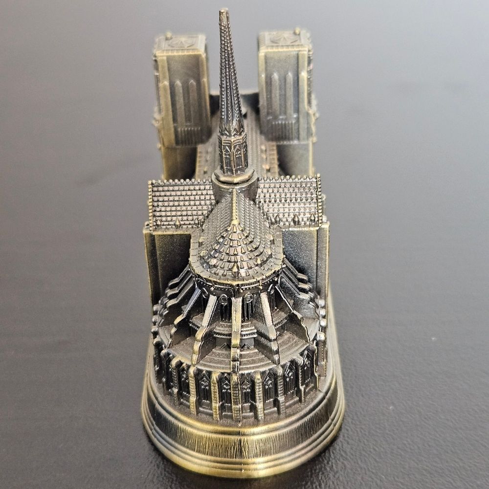 Vintage Metal Notre Dame De Paris Church Cathedral Souvenir Tourist - Picture 8 of 13